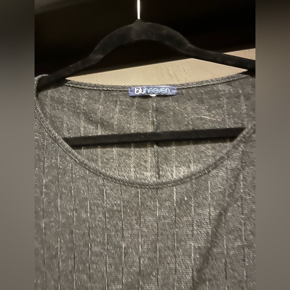 BluHeaven Thin Sweater Fits like XL - Picture 3 of 3